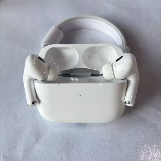 좋은 음질을 가진 무선 Bluetooth 헤드폰을 취소하는 중국 공장 공급자 직접 판매 OEM/ODM 스포츠 소음